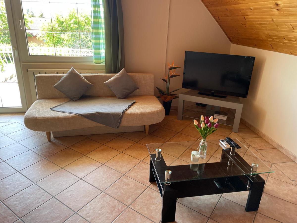 Esther Apartman Gyenesdiás Kültér fotó