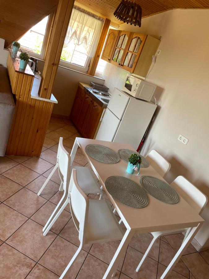 Esther Apartman Gyenesdiás Kültér fotó